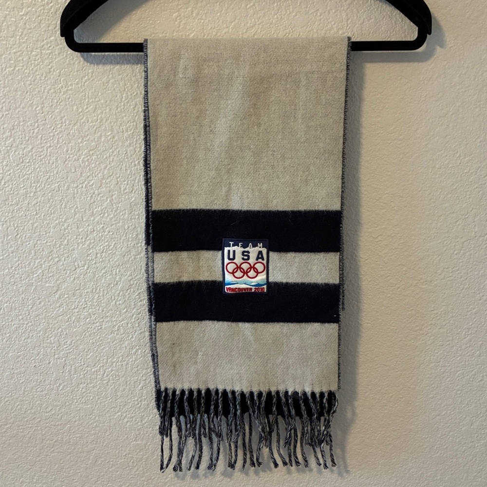 Polo by Ralph Lauren, Vintage 2010 Vancouver Olympics, Navy and Cream Scarf